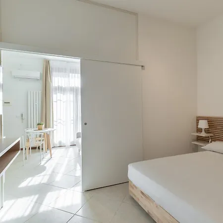 Light-filled Flat By Wonderful Italy